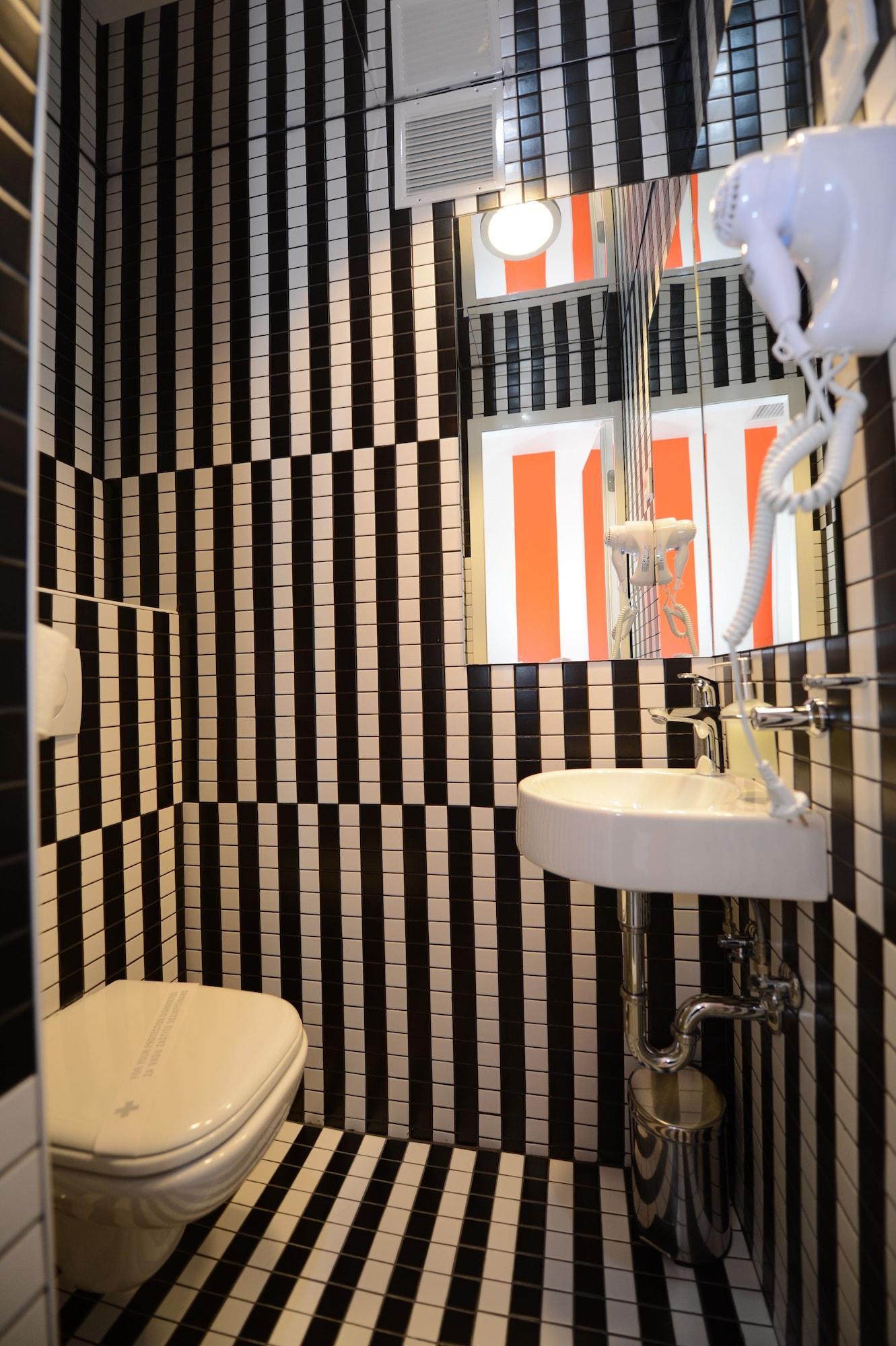 Boutique Forum Ostello Zara